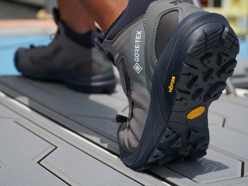 DS-2301G-ID（ラジアルソール） GORE-TEX オフショアシューズ ミッド