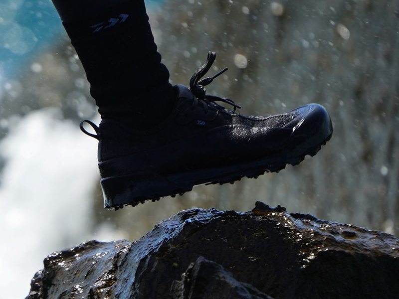 ダイワ ダッシュ1100H DAIWA（釣り） ダイワ TGロックショアシューズ ローカット TG