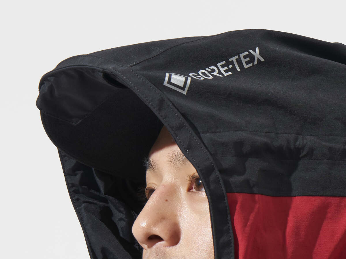 DW-1824 GORE-TEX コンビアップウィンタースーツ(ウェア)｜DAIWA