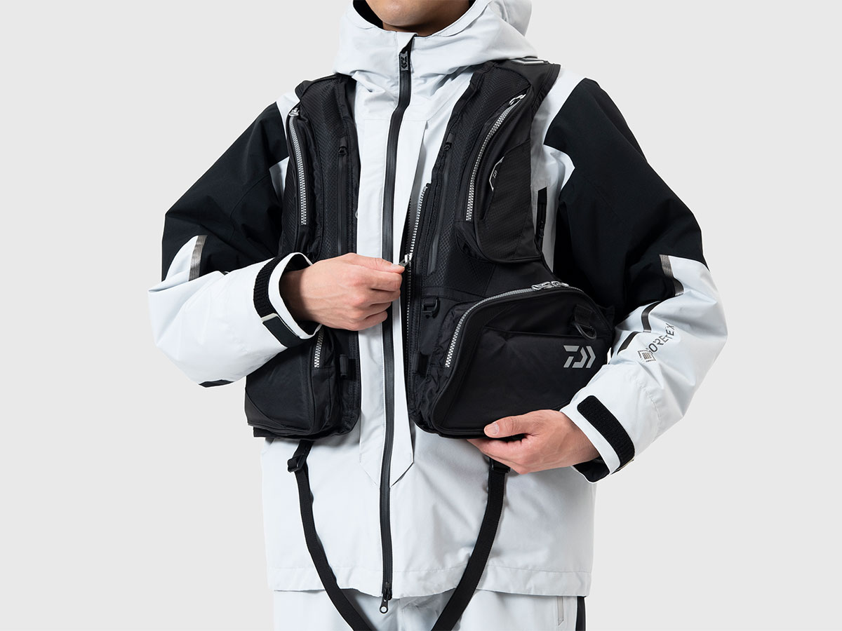 DW-1826 GORE-TEX コンビアップウィンタースーツ(ウェア)｜DAIWA