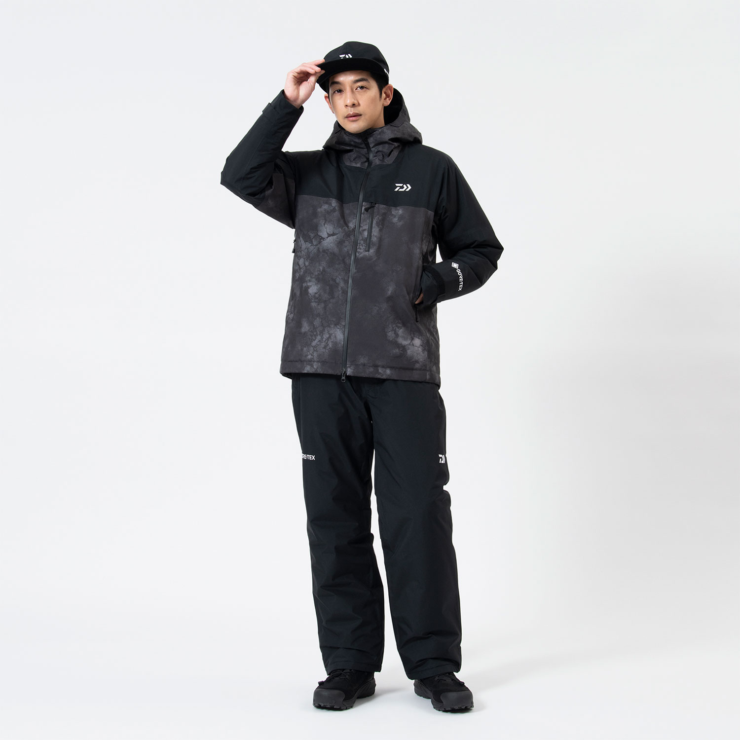 DW-1926 GORE-TEX バーサタイルウィンタースーツ(ウェア)｜DAIWA
