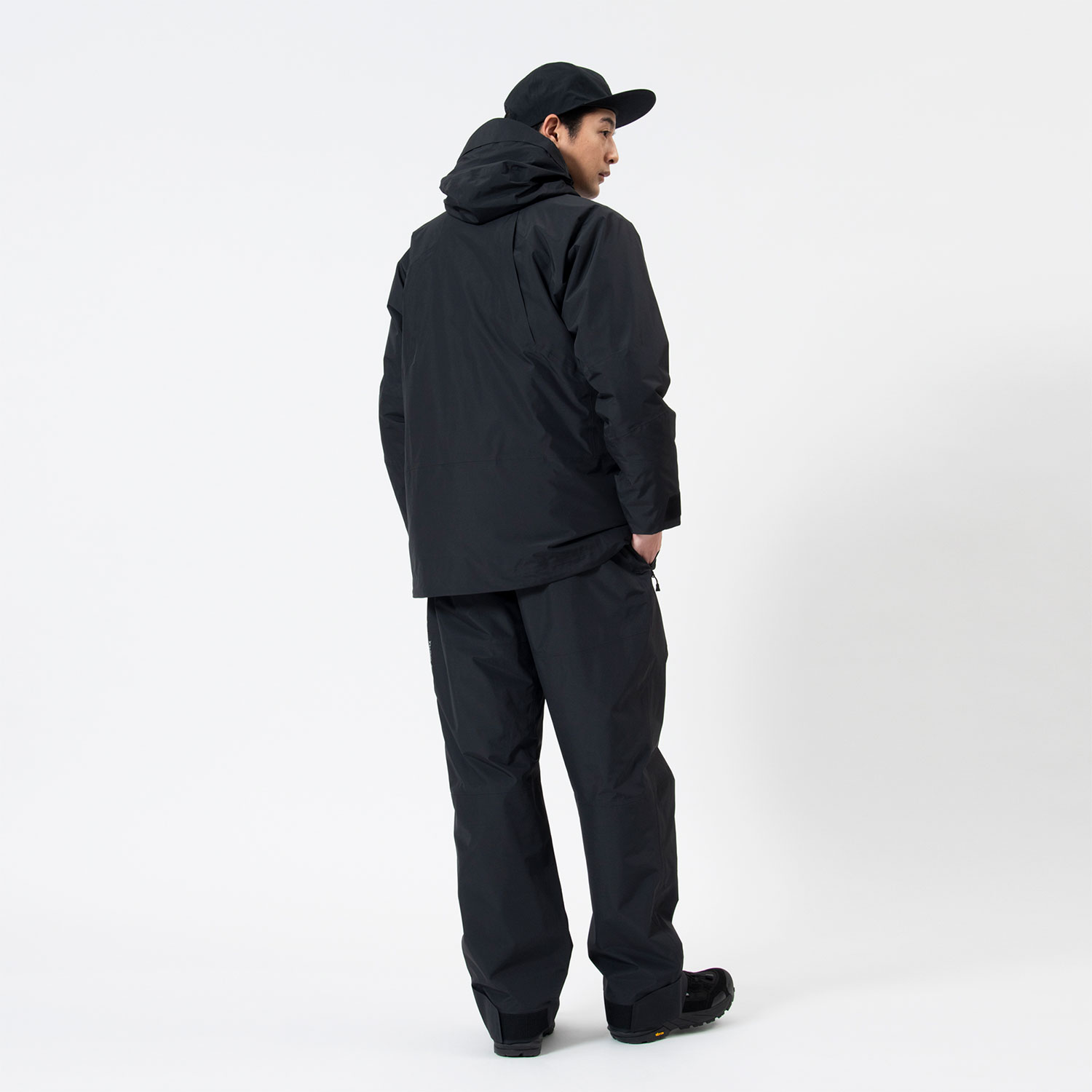 DW-1126 GORE-TEX ウィンターサーモスーツ(ウェア)｜DAIWA