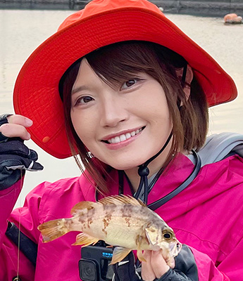 秋丸 美帆