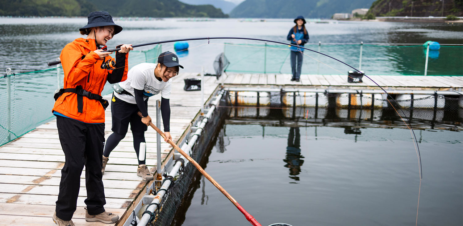 海上釣堀・イカダ・カセ
