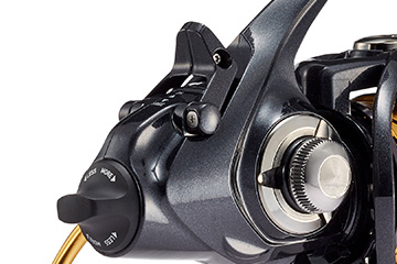 アオリマチック BR(リール)｜DAIWA